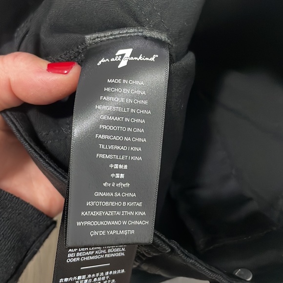 7 For All Mankind Coated Black Skinny Jeans BNWT - Picture 5 of 5